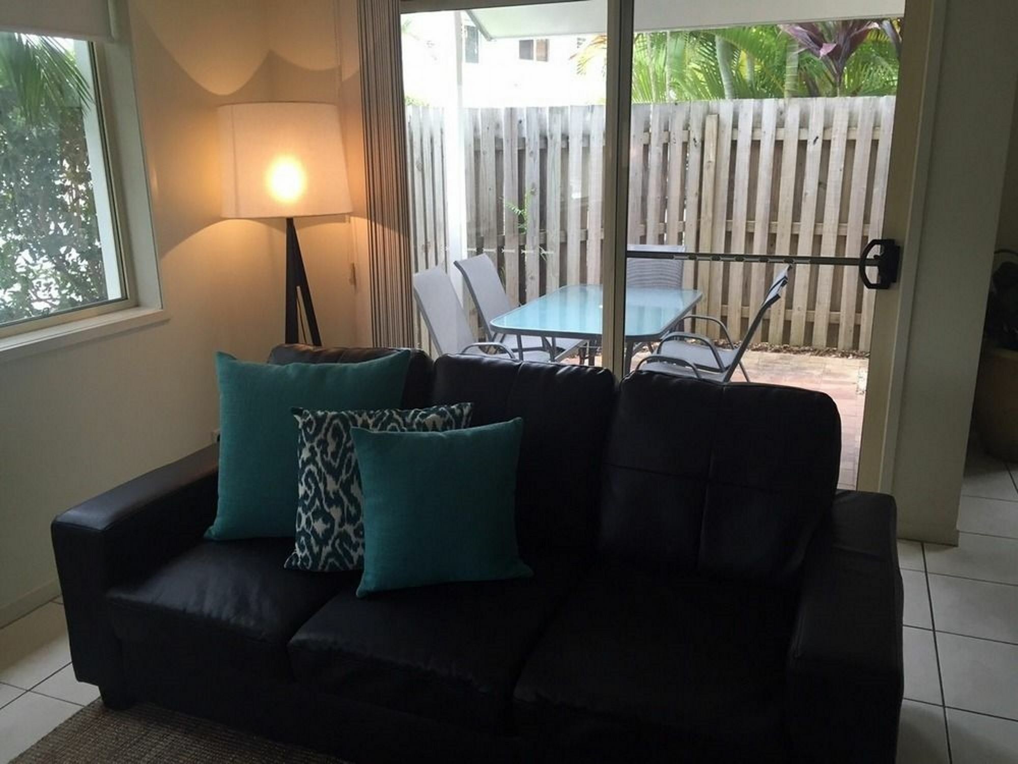 Byron Lakeside Holiday Apartments Byron Bay Buitenkant foto